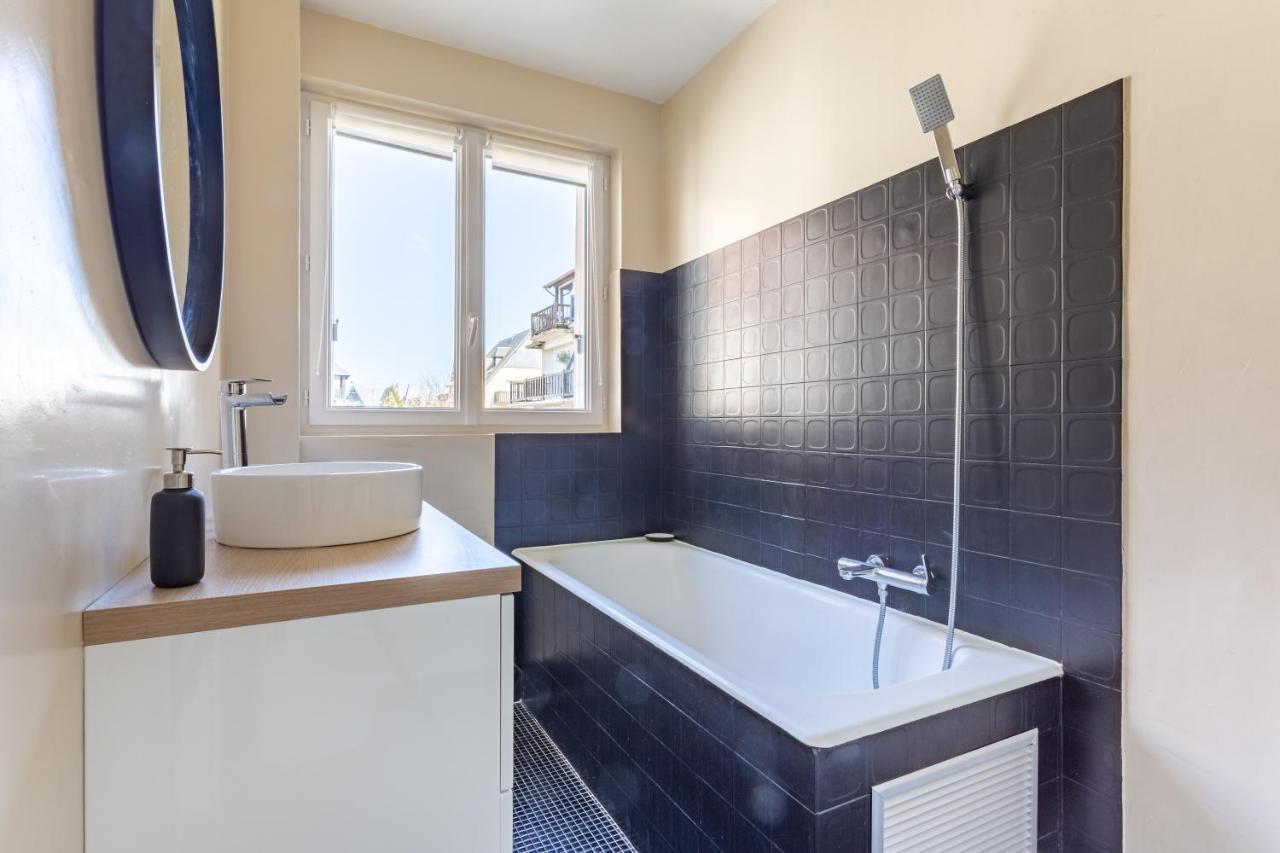 Le Carrousel - Appartement avec studio attenant Deauville Extérieur photo
